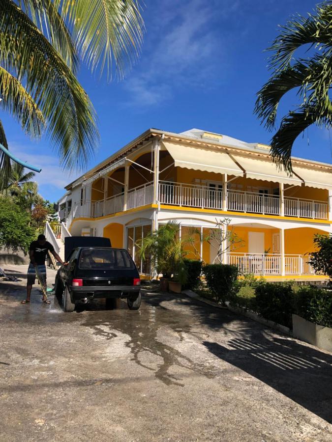 Appartement Ti Kaz À Patou, au coeur de l'île. à Baie-Mahault Extérieur photo